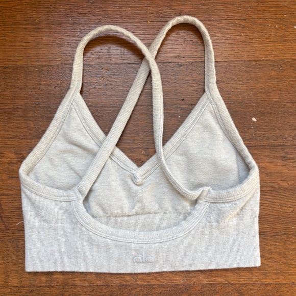 Alo Seamless Ribbed Low Back Bra | Oatmeal Heather | XS - Picture 2 of 2